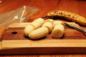 bananas cut