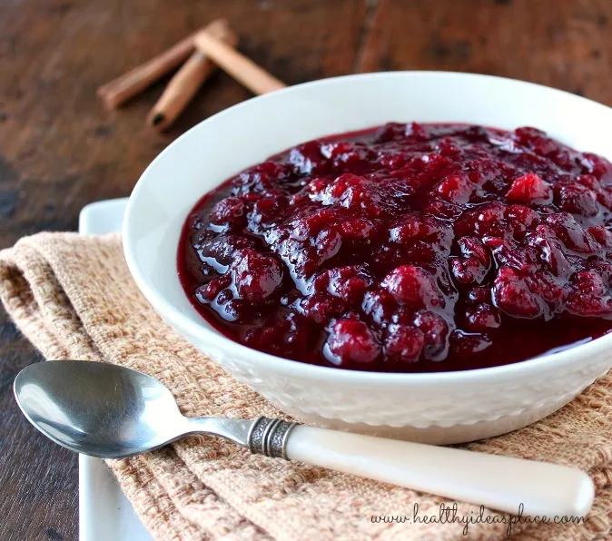 Cranberry Sauce with Red Wine and Ginger