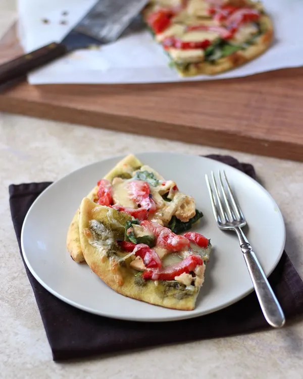 Roasted Red Pepper Chicken and Spinach Naan Pizza on plate 