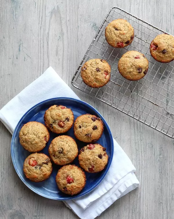 Muffins on blue plate and wire rack A